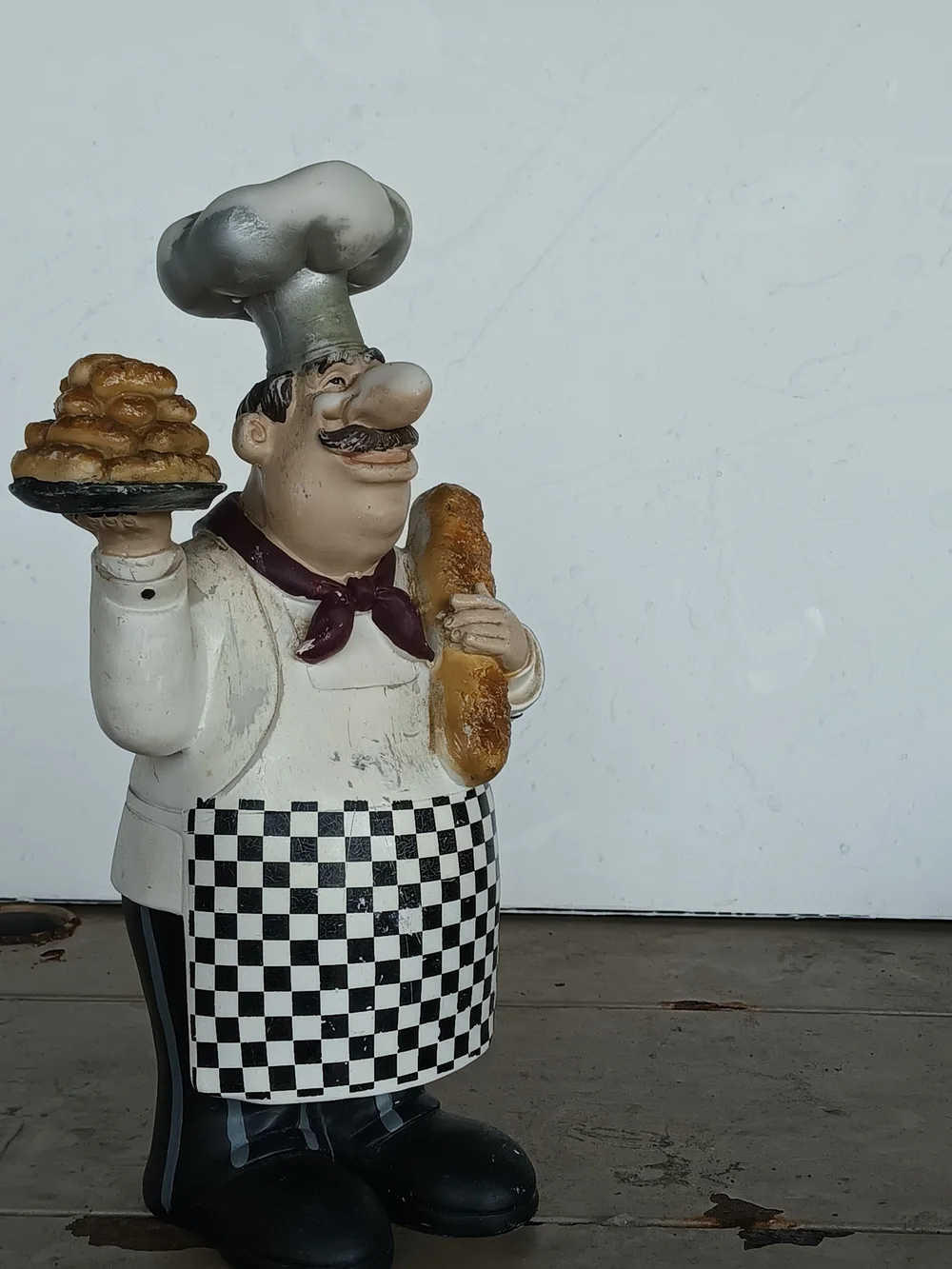 Vtg Fat Italian Baker/ Chef Figurine Kitchen Decor Resin Statue Holding Bread Lg
